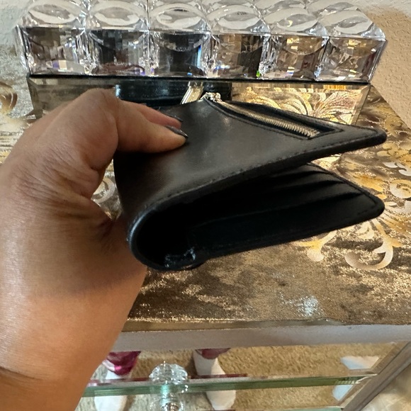 Kate Spade Wallet - Picture 8 of 10